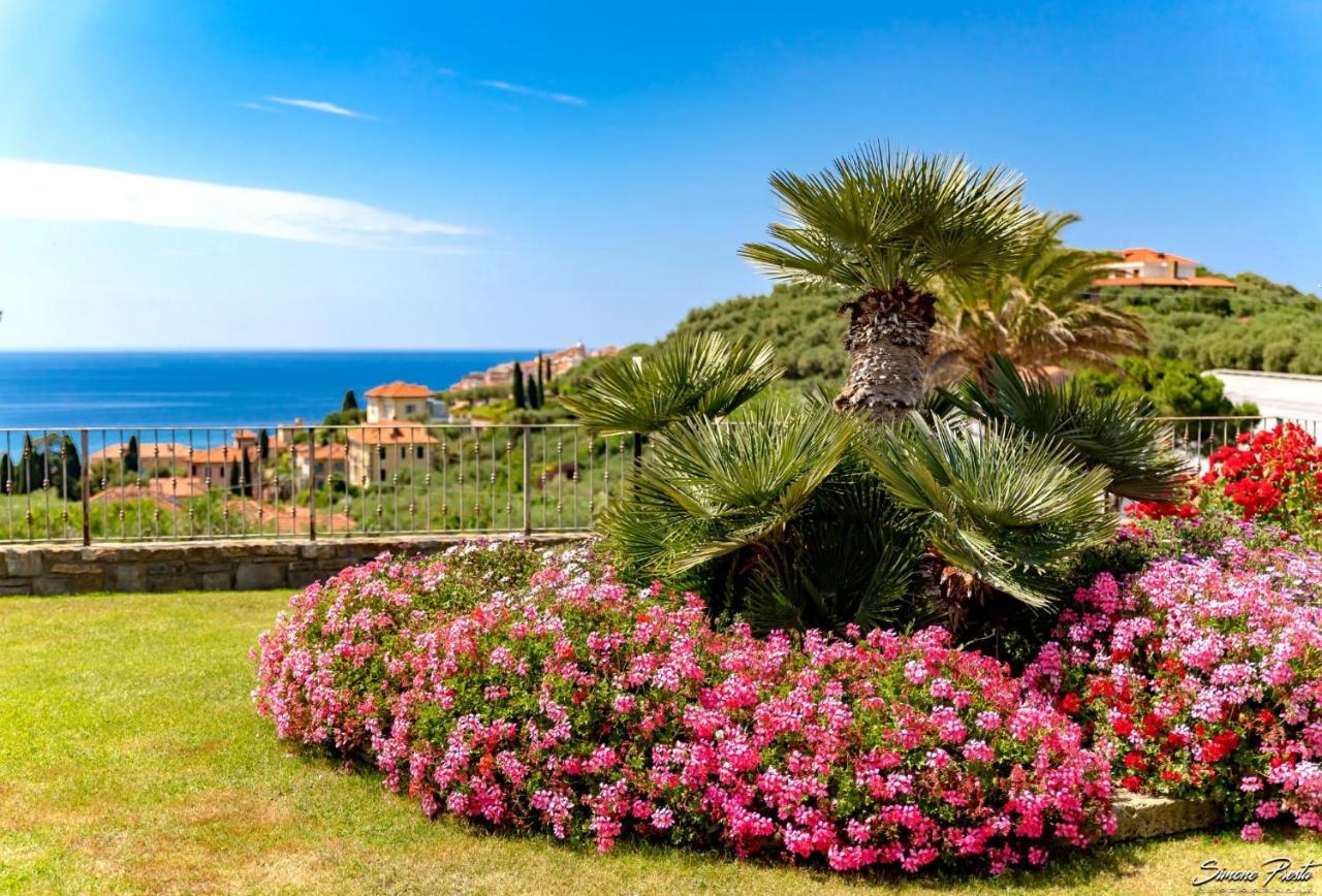 Apartamento Chez Elle Imperia Exterior foto
