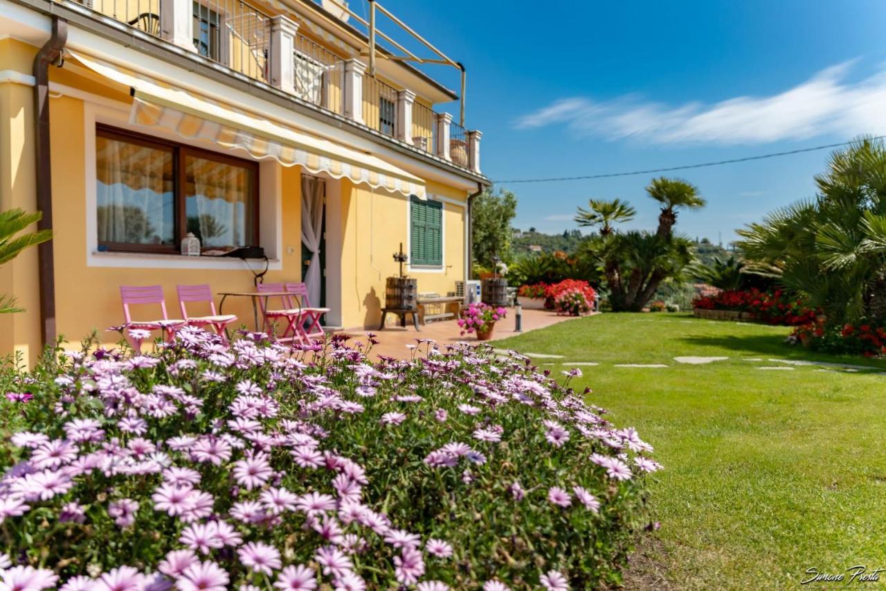 Apartamento Chez Elle Imperia Exterior foto