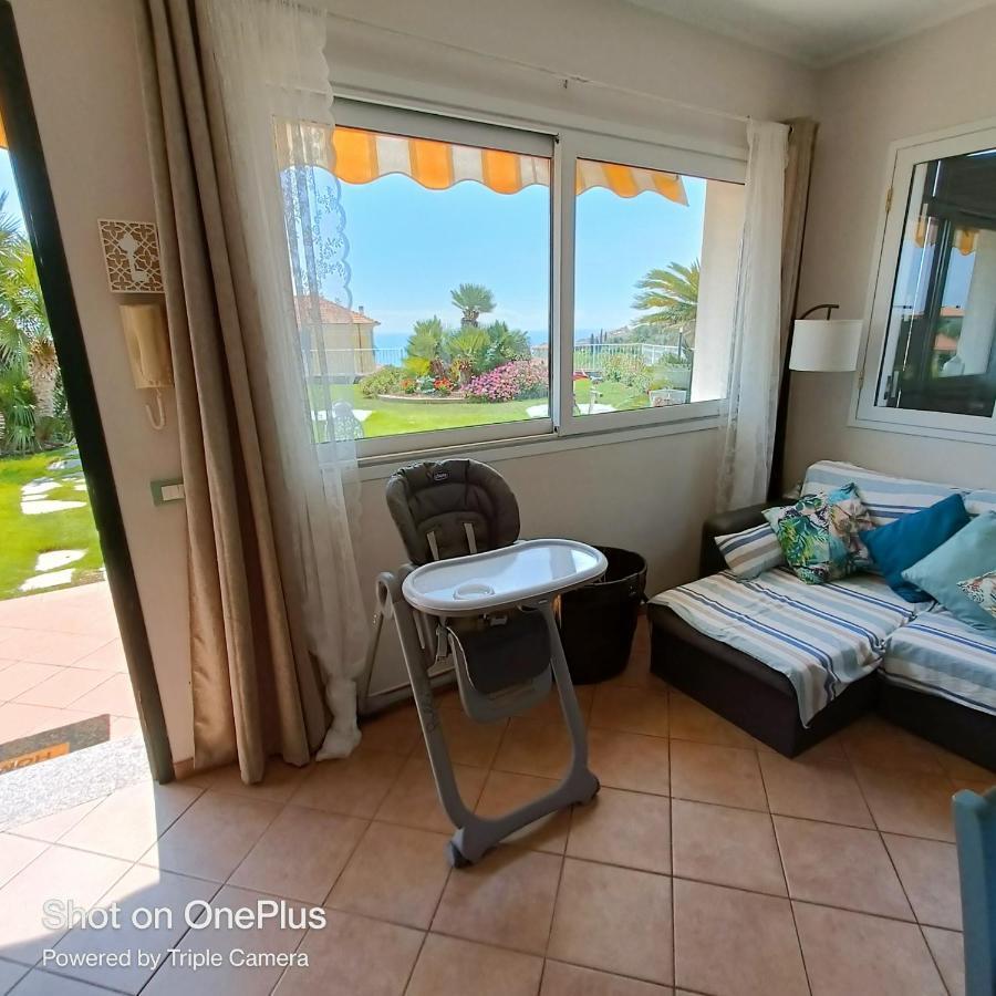 Apartamento Chez Elle Imperia Exterior foto