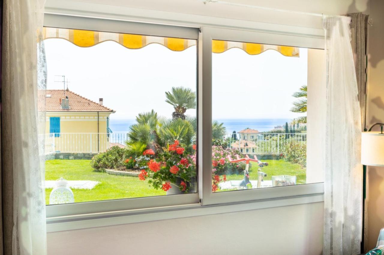 Apartamento Chez Elle Imperia Exterior foto