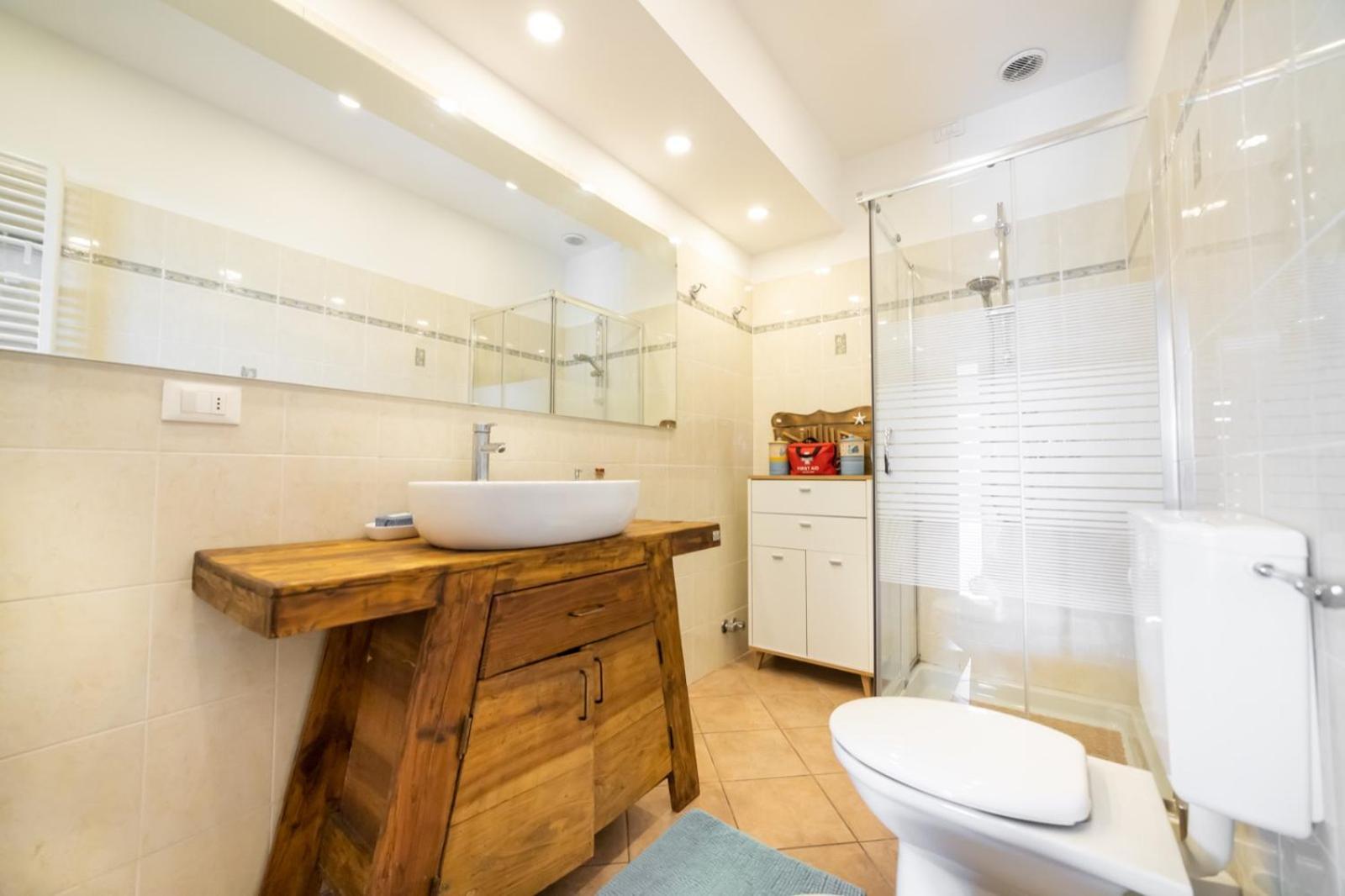 Apartamento Chez Elle Imperia Habitación foto
